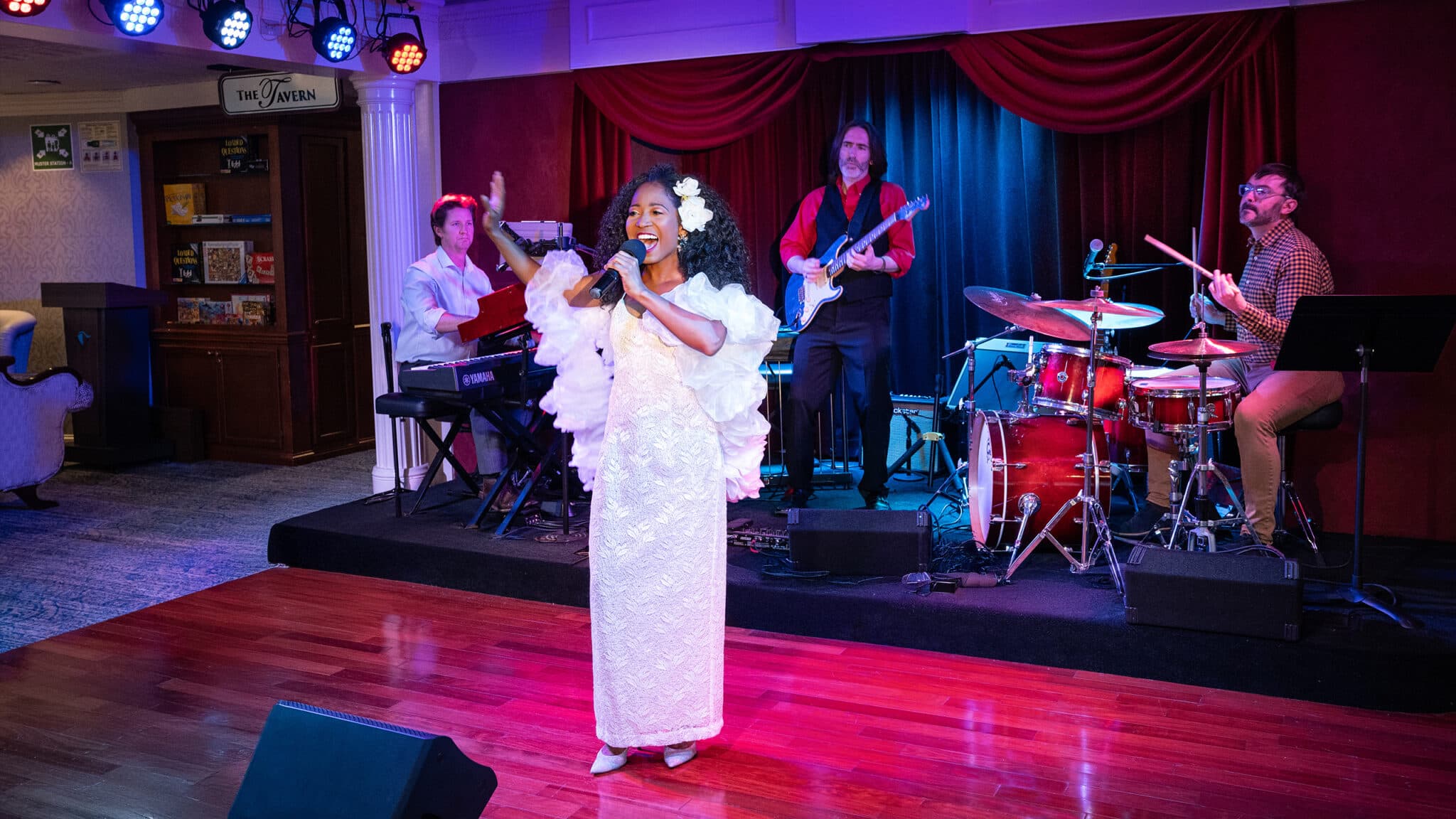 Victory Cruise Lines onboard dining and hospitality